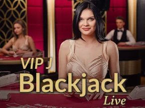 弗里克：中场时我要求球员更加精准 莱万说他有能量留在比赛中